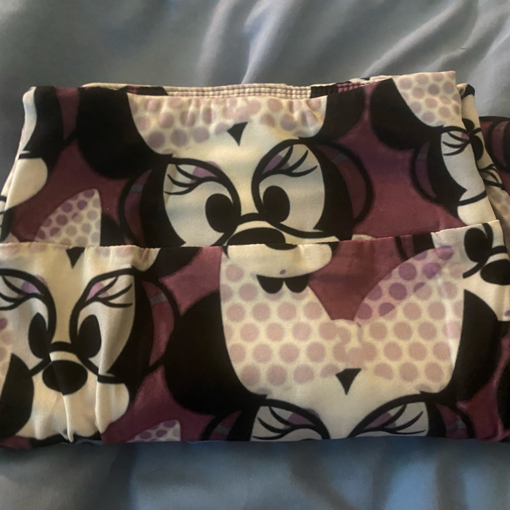 Brand New Minnie Leggings TC 2